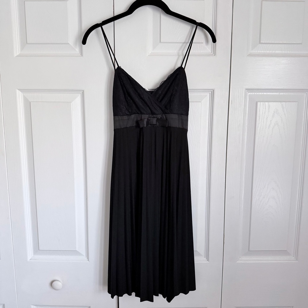 B. Darlin Dress Juniors 7/8 Black Lace Pleated Fit & Flare Party Whimsigoth Prom - Picture 1 of 10